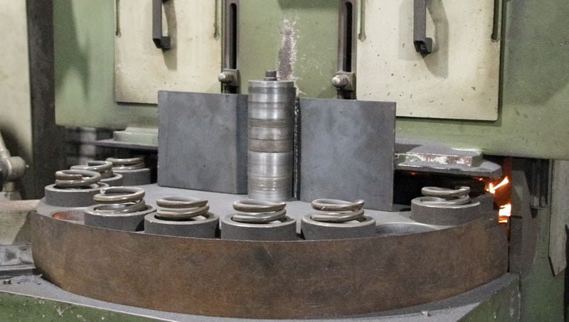 Compression spring grinding ends