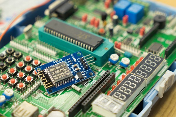 Electronic components Electronic components