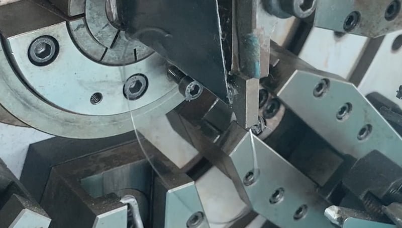 Round wire wave spring