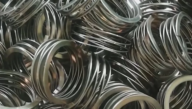 Wave disc spring